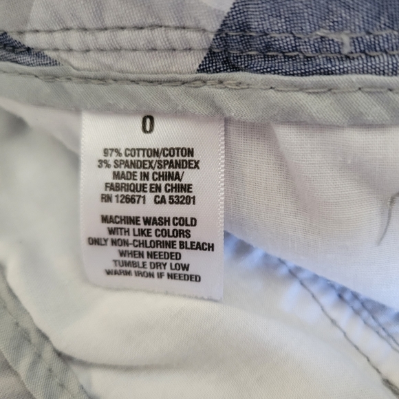 Size 0 Aeropostale Shorts EUC - Picture 3 of 4